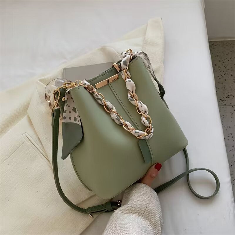 New Autumn And Winter Women's Crossbody Fashion Casual Underarm One Shoulder Versatile Bucket Bag